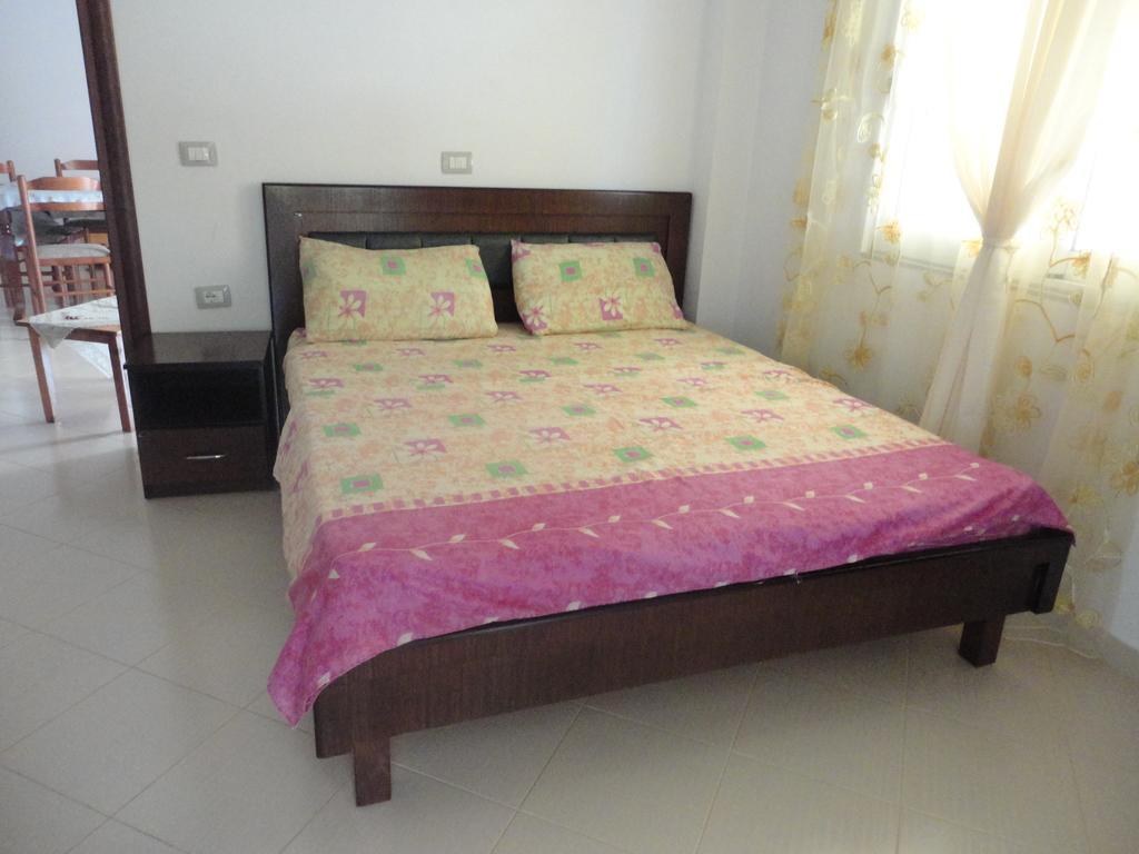 Oruci Apartments Ksamil Chambre photo