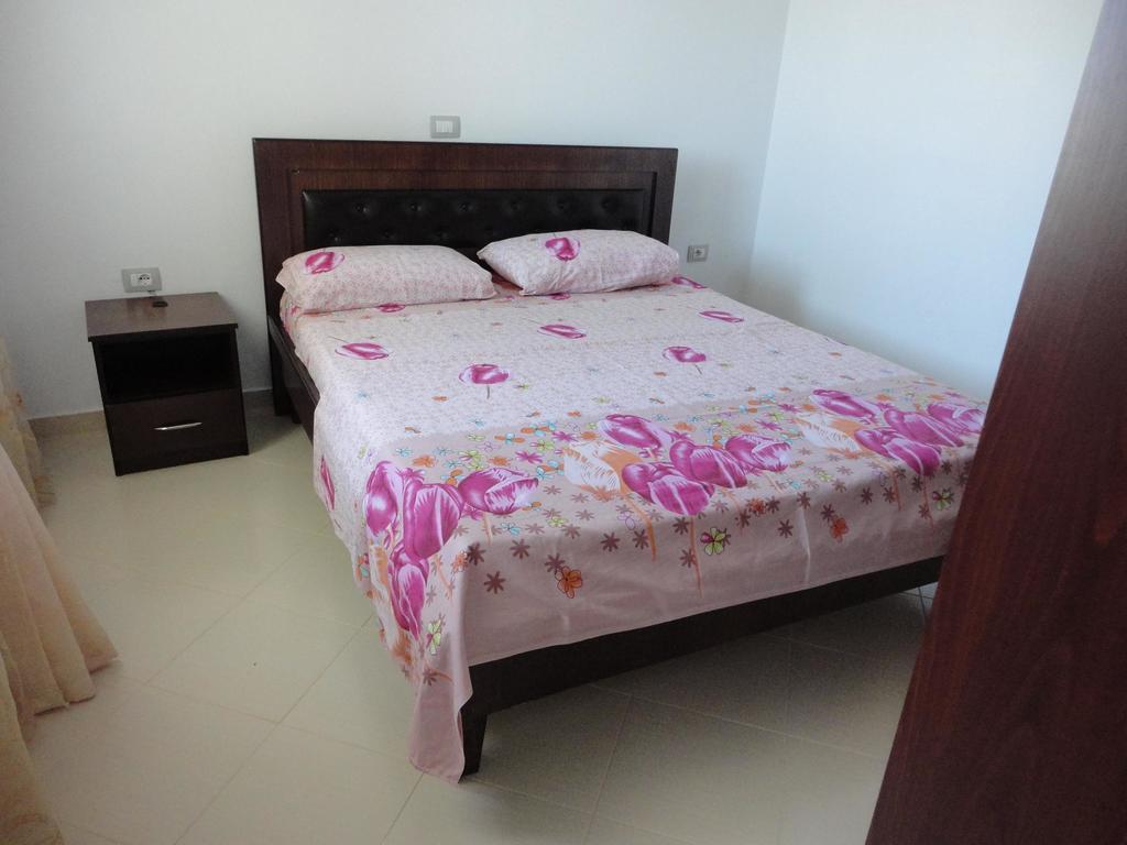Oruci Apartments Ksamil Chambre photo